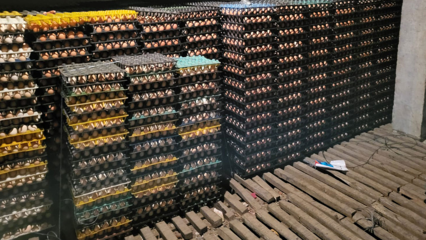 বগুড়ায় ৫ লাখ ডিম হিমাগারে রেখে কৃত্তিম সংকট তৈরি, ২০ হাজার টাকা জরিমানা