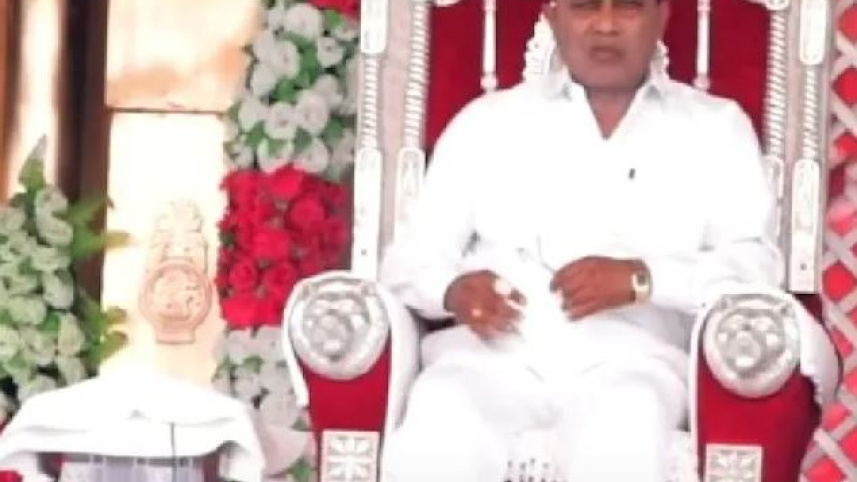 স্বঘোষিত ধর্মগুরু ভোলে বাবা। ছবি: ইউটিউব থেকে স্ক্রিনশট