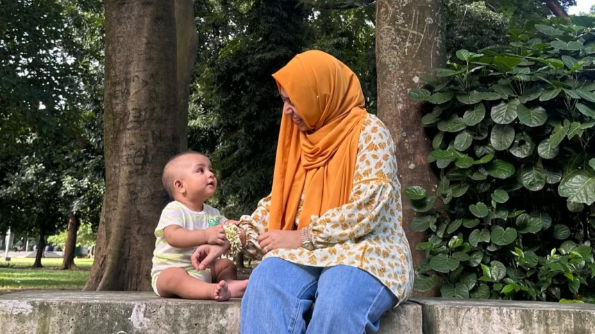 মাতৃত্বকালীন ছুটি