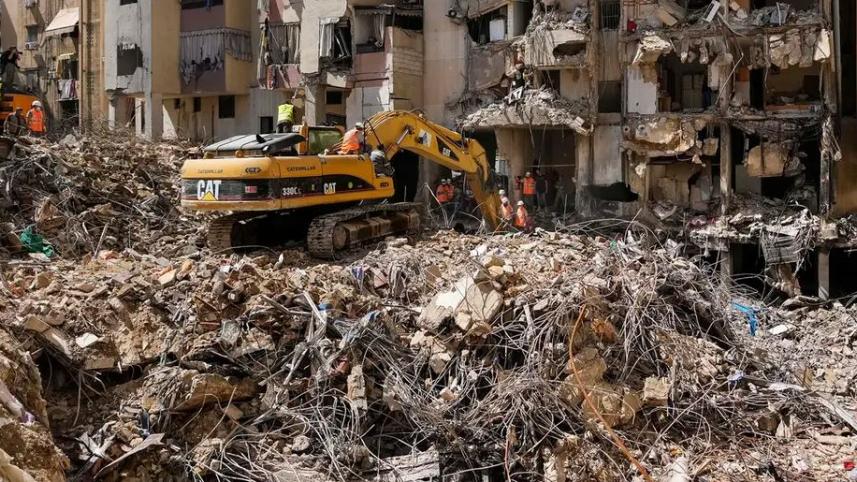 ইসরায়েলি বিমান হামলায় লেবাননে ব্যাপক ধ্বংসযজ্ঞ দেখা দিয়েছে। ছবি: ডয়চে ভেলে