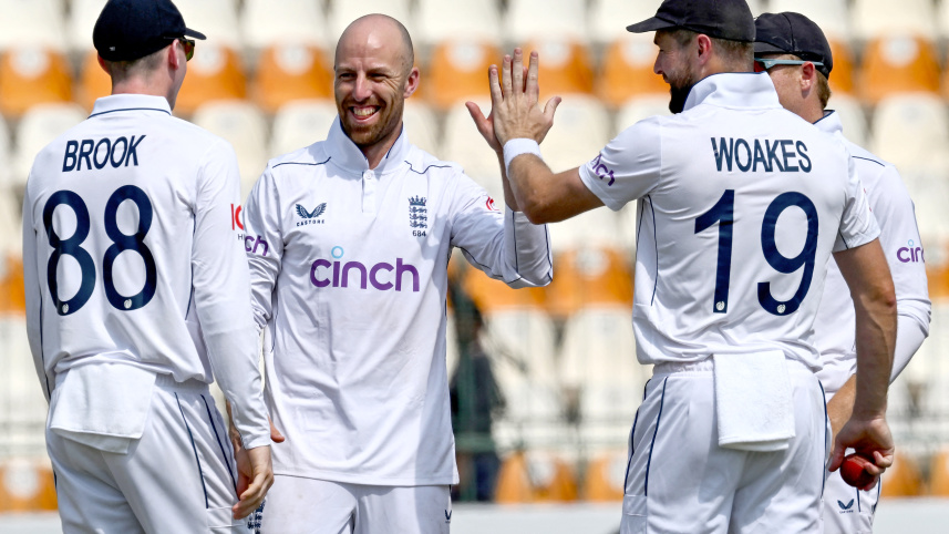 Jack Leach