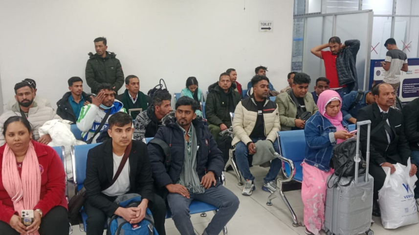 লেবানন থেকে বাংলাদেশি