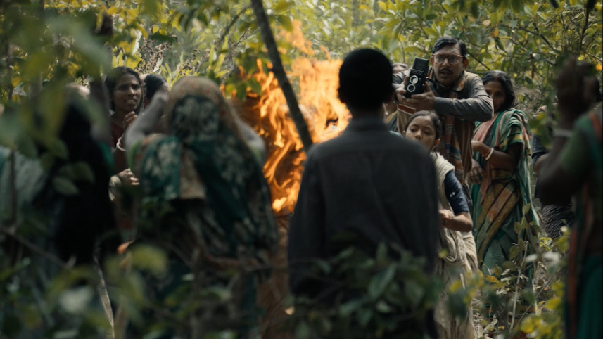 চরকি অরিজিনাল সিরিজ ’ফেউ’ এর একটি দৃশ্য। ছবি: সংগৃহীত