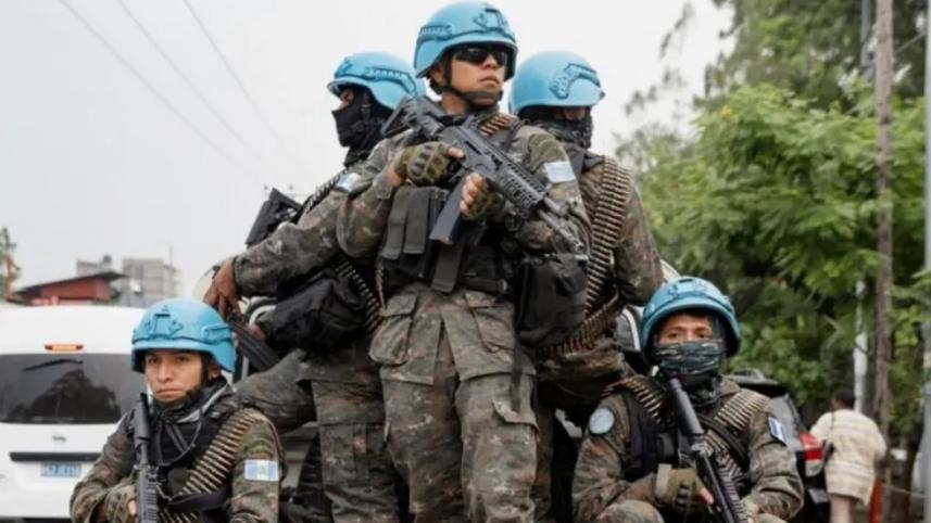 ডিআর কঙ্গোর গোমা শহরে টহল দিচ্ছেন জাতিসংঘের শান্তিরক্ষীরা। ছবি: রয়টার্স