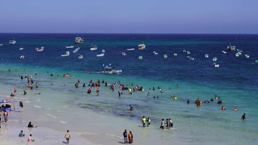 mogadishu-beach-2.jpg