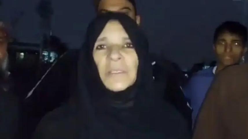 উজমা খানম.jpg