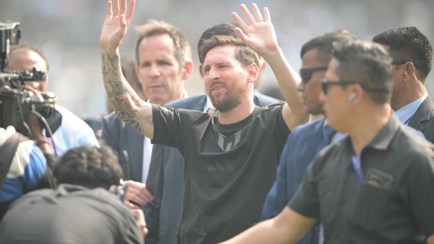 messi_in_kolkata.jpg
