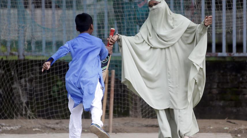 mother son cricket