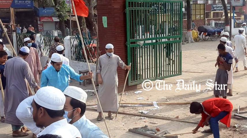 B. Baria Mayhem_DS (6).jpg