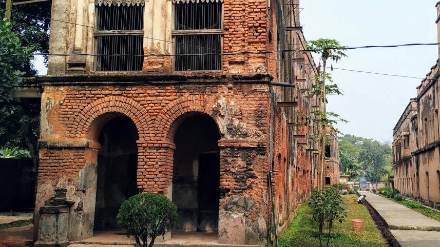 Baliati Palace-2.jpg