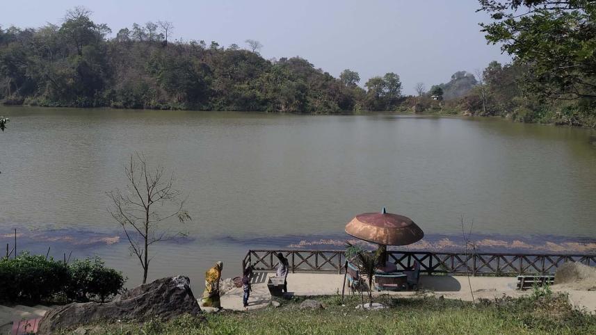 Boga Lake-3.jpg