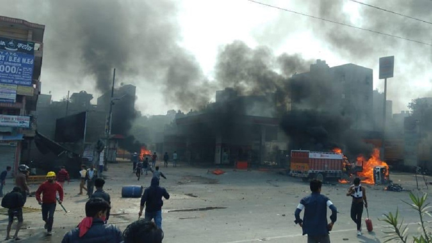 delhi_clash.jpg