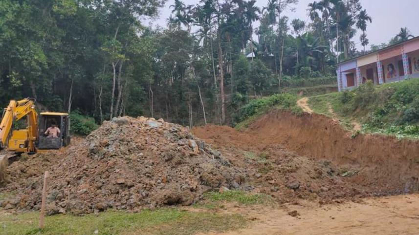 Hill-Cutting-Moulvibazar2_TDS.jpg