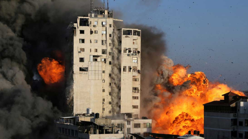 Israel-Air-strike-at-Gaza_3.jpg