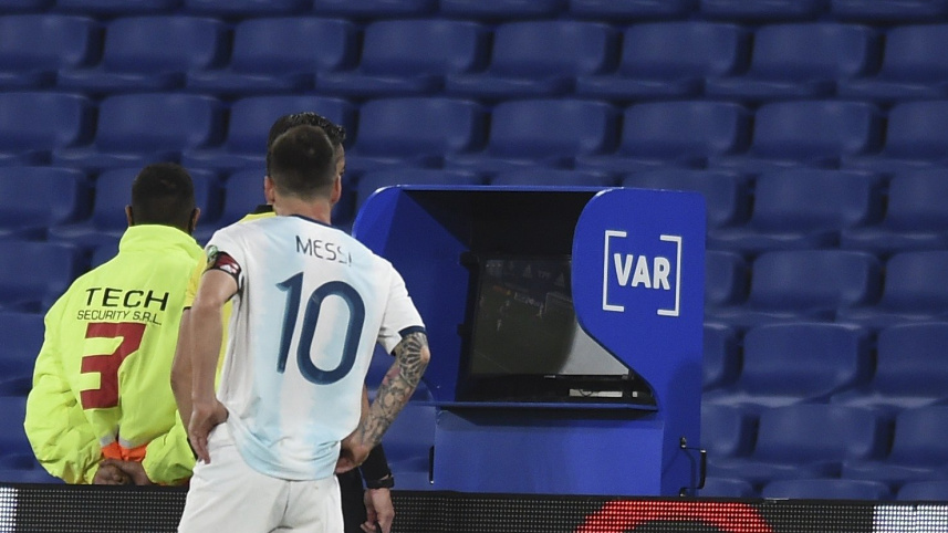 messi var