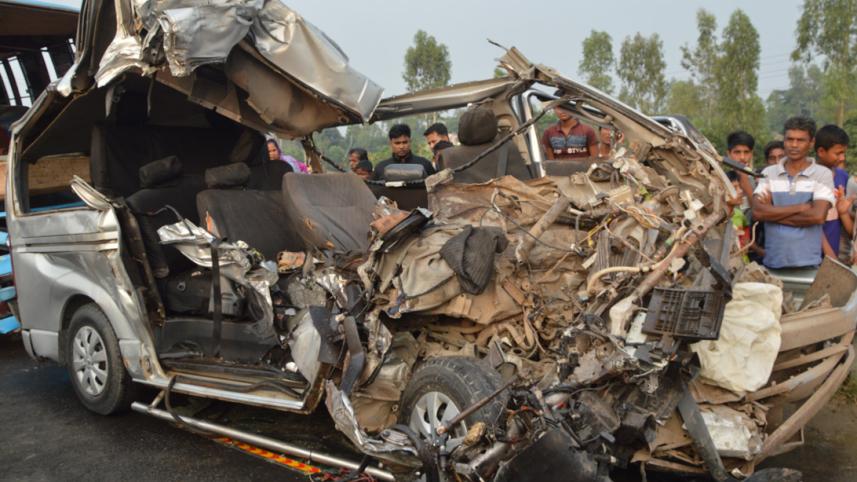 Munshiganj-car.jpg