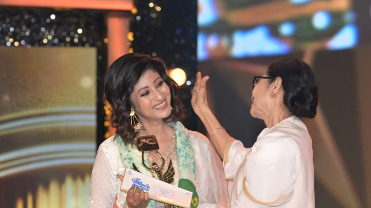 লাভলি মৈত্র ও মমতা বন্দ্যোপাধ্যায়। ছবি: সংগৃহীত