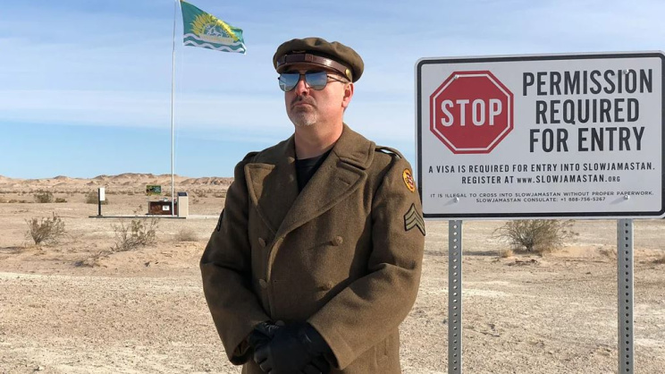 স্লোজ্যামাস্তানের সীমান্ত রক্ষী। ছবি: স্লোজ্যামাস্তান প্রোপাগান্ডা মন্ত্রণালয়