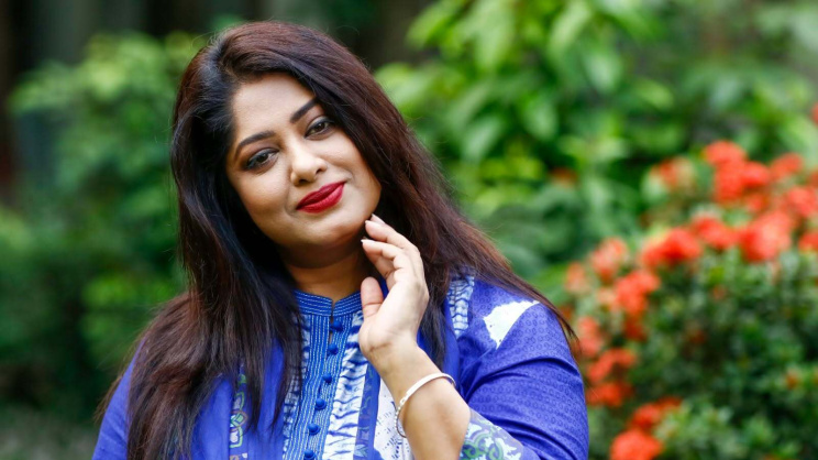 চিত্রনায়িকা মৌসুমী। ছবি: শেখ মেহেদী মোর্শেদ/স্টার