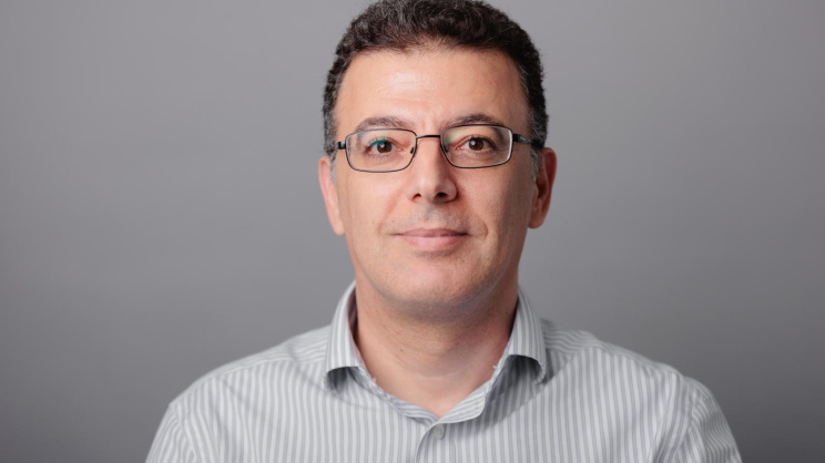 লন্ডনের স্কুল অব ওরিয়েন্টাল অ্যান্ড আফ্রিকান স্টাডিজের (সোয়াস) অধ্যাপক নিমের সুলতানি। ছবি: সংগৃহীত