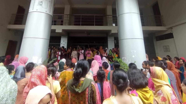 জগন্নাথ বিশ্ববিদ্যালয়, কোটা আন্দোলন, কোটা সংস্কার, হল ছাড়ার নির্দেশ,