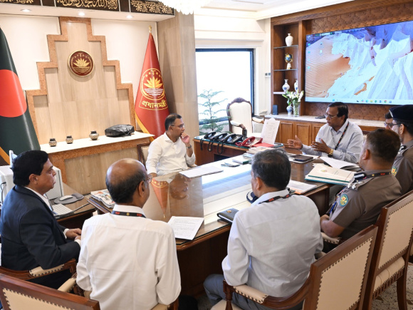 উচ্ছেদ হওয়া হকারদের দ্রুত পুনর্বাসনের নির্দেশ প্রধানমন্ত্রীর