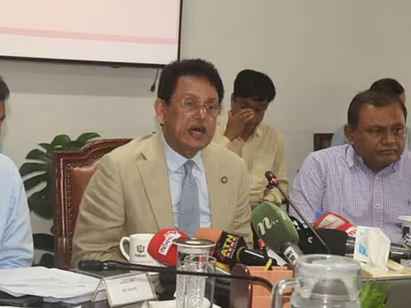 শিক্ষামন্ত্রী
