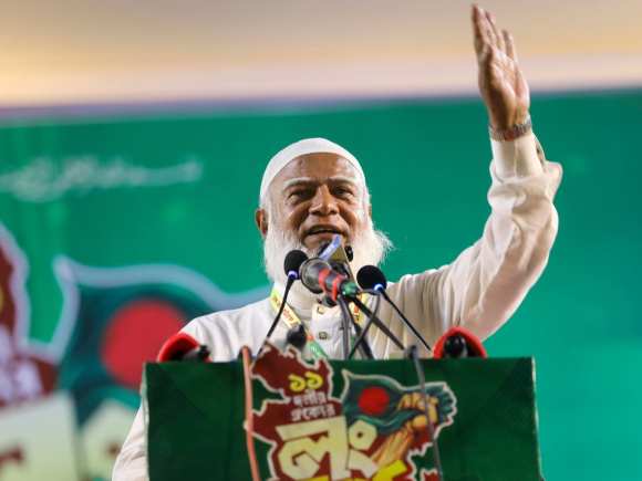 সমাবেশে বক্তব্য দিচ্ছেন জামায়াতে ইসলামীর আমির শফিকুর রহমান। ছবি: রাজিব রায়হান/স্টার