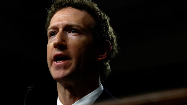 তরুণদের সোশ্যাল মিডিয়া আসক্তি মামলায় আদালতে মার্ক জাকারবার্গ। ছবি: রয়টার্স