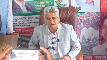 রূপগঞ্জ উপজেলায় নিজ বাড়িতে সংবাদ সম্মেলন ডেকে সিদ্ধান্তের কথা জানান মো. দুলাল হোসেন। ছবি: সংগৃহীত