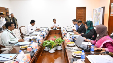 মেয়েদের পাশাপাশি ছেলেদের জন্যও মেধা ও যোগ্যতার ভিত্তিতে উপবৃত্তি দেওয়ার বিষয়ে বৈঠকে আলোচনা হয়।