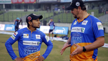 Robbie Frylinck & Mushfiqur Rahim