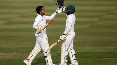 Mominul Haque  & Mushfiqur Rahim