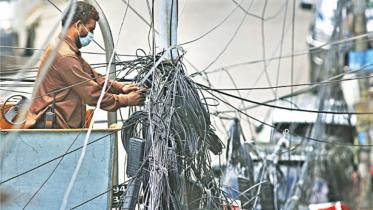 cutting-illegal-internet-connections_0.jpg