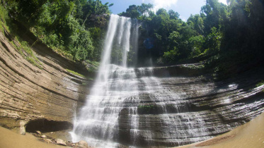ধূপ্পানি ঝর্ণা