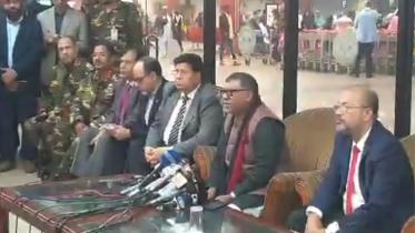 Health minister briefing-1.jpg