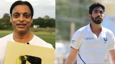 Jasprit-Bumrah-and-Shoaib-Akhtar.jpg
