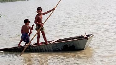 Lalmonirhat char children Aug 17 20.jpg