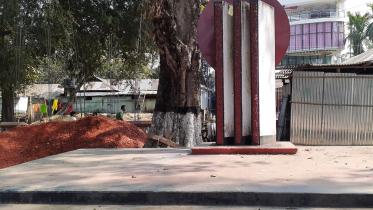 Lalmonirhat_ShahId_Minar1_6Feb2020.jpg