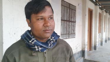 Lalmonirhat teacher crying