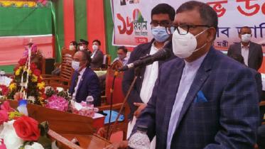 Manikganj Health Minister-1.jpg
