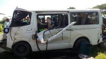 Mymensingh road crash kills 3 pic-02.jpg