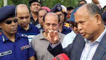 Railway minister-1.jpg