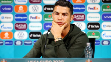 ronaldo bottles