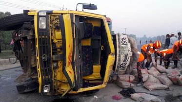 Tangail-Accident-Picture-2.jpg