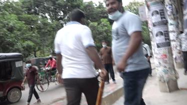 Tangail picture of human chain attack.jpg