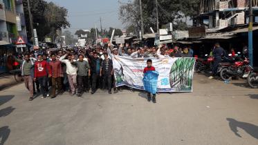 Thakurgaon Pic-Sugar Mill Workers' stage demonestration-02.jpg
