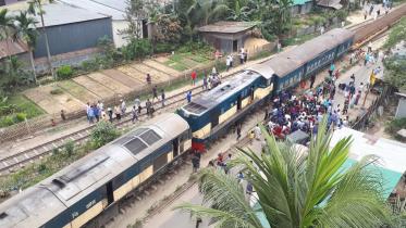 train crash 2.jpg