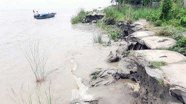 river-erosion_manikganj_ds.jpg