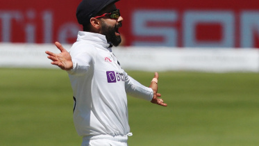 kohli_drs.jpg